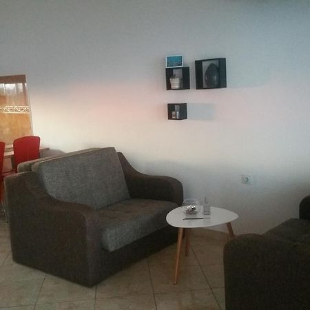 Apartments Tara ウルツィニ エクステリア 写真