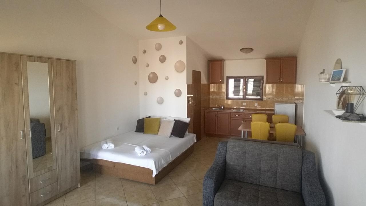 Apartments Tara ウルツィニ エクステリア 写真